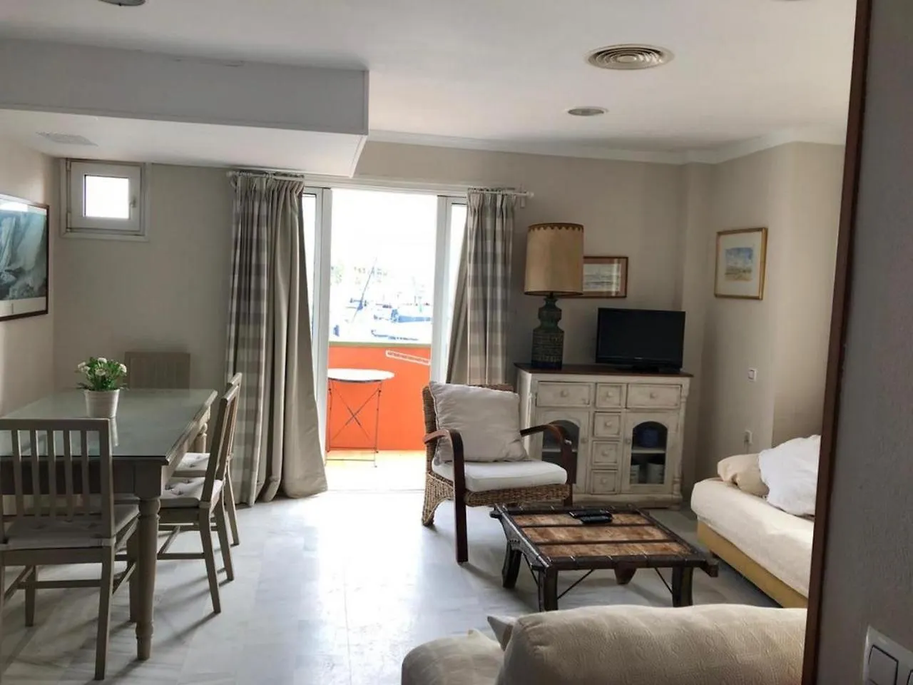 Apartamento Playa La Muralla contacts